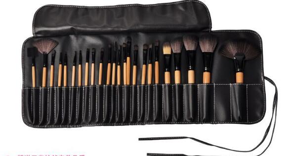 24-Piece Makeup Brush Set with Gift Bag – Face & Eye Brushes