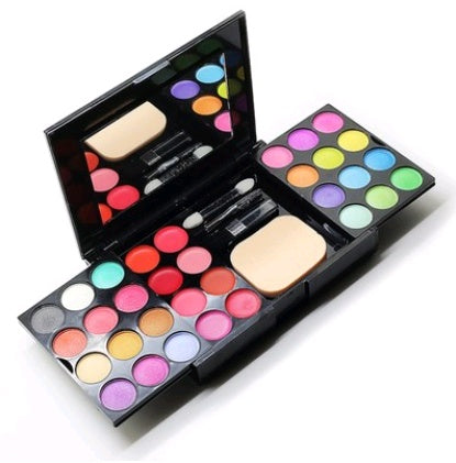 All-in-One Makeup Kit for Women – Eyeshadow Palette, Blush, Bronzer & Concealer