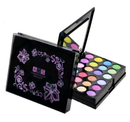 All-in-One Makeup Kit for Women – Eyeshadow Palette, Blush, Bronzer & Concealer