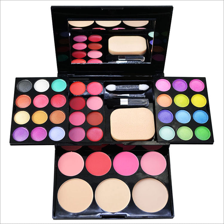 All-in-One Makeup Kit for Women – Eyeshadow Palette, Blush, Bronzer & Concealer
