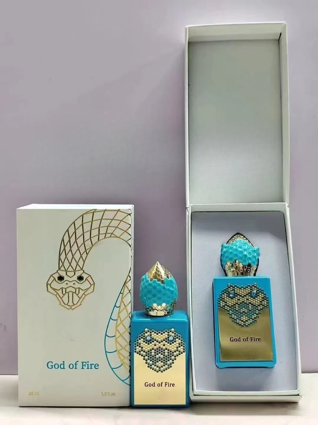 Irresistible Amberwood Cologne - Citrusy Pepper Fragrance for Men & Women (Unisex Eau de Parfum)