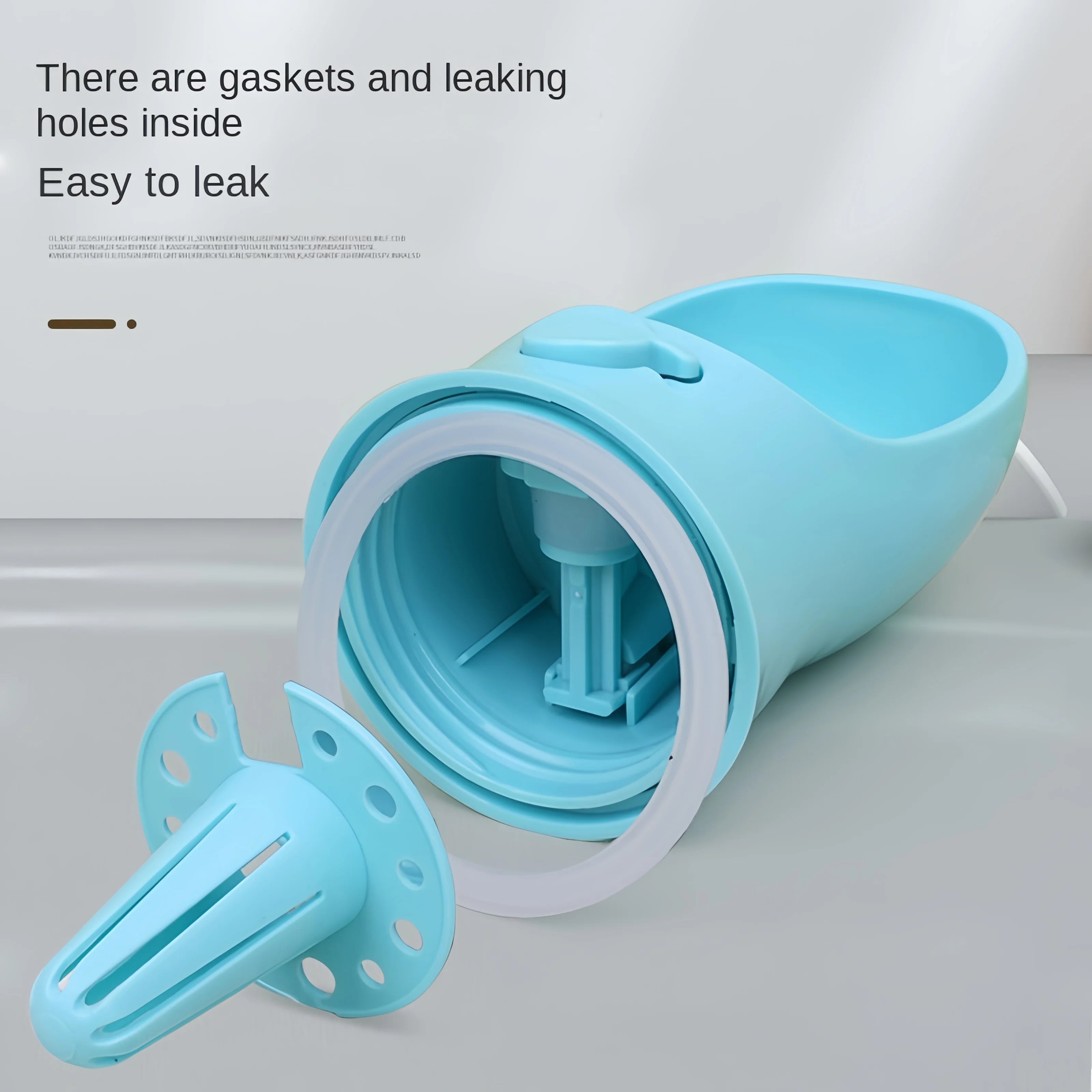 2-in-1 Portable Dog Water Bottle & Food Container - 550ml Travel Pet Feeder Bowl