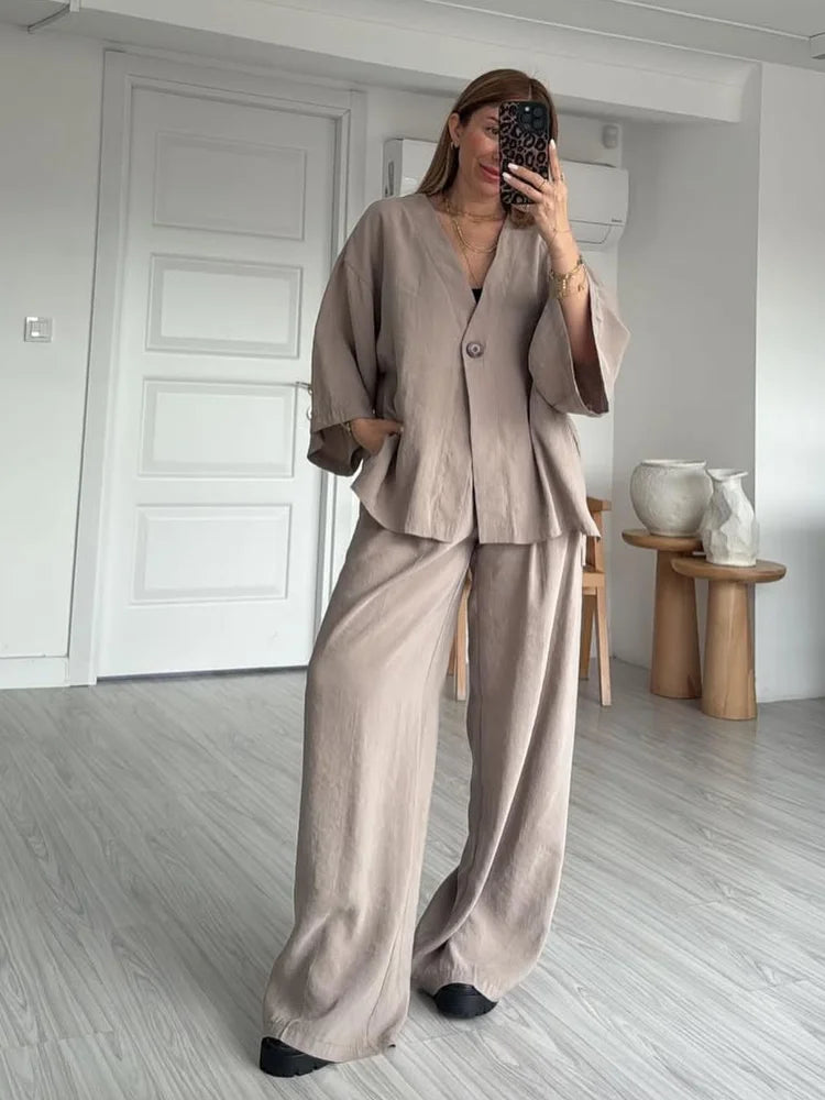 2026 Women’s Double-Breasted Suit Set – Spring/Summer