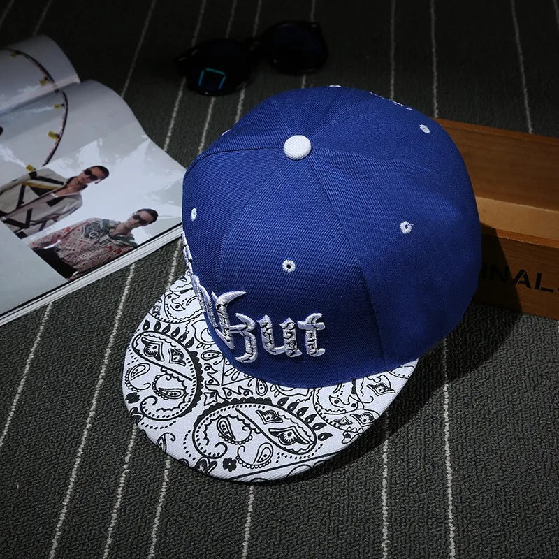 Korean Style Flat Brim Hip-Hop Cap - Unisex Couple Baseball Hat for Streetwear Fashion