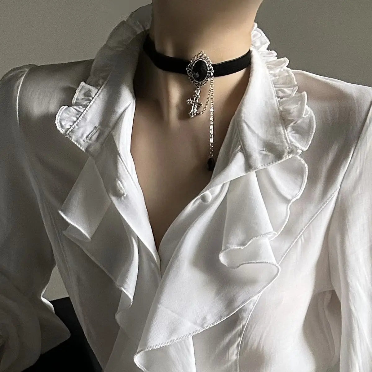 Harajuku Vintage Black Ruffle Blouse – Japanese Style