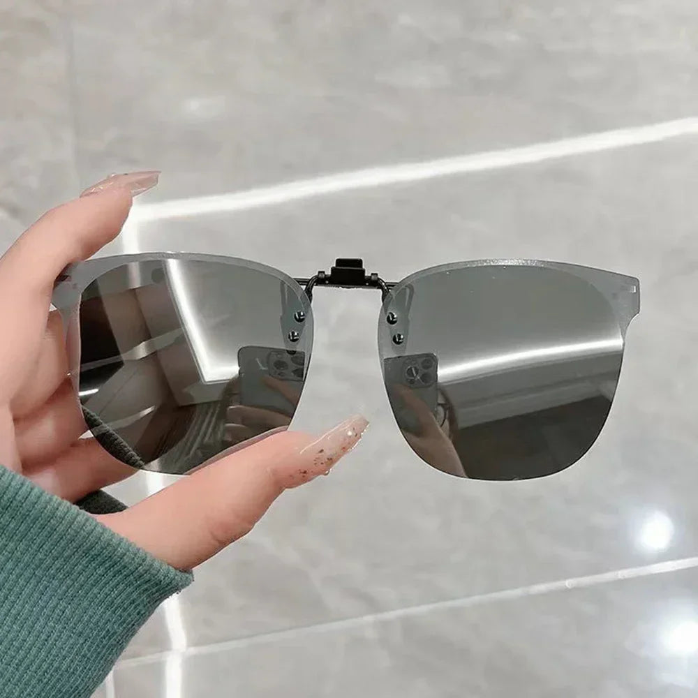 ☀️ 51% OFF! Polarized Clip-On Sunglasses - Flip-Up UV400 for Prescription Glasses
