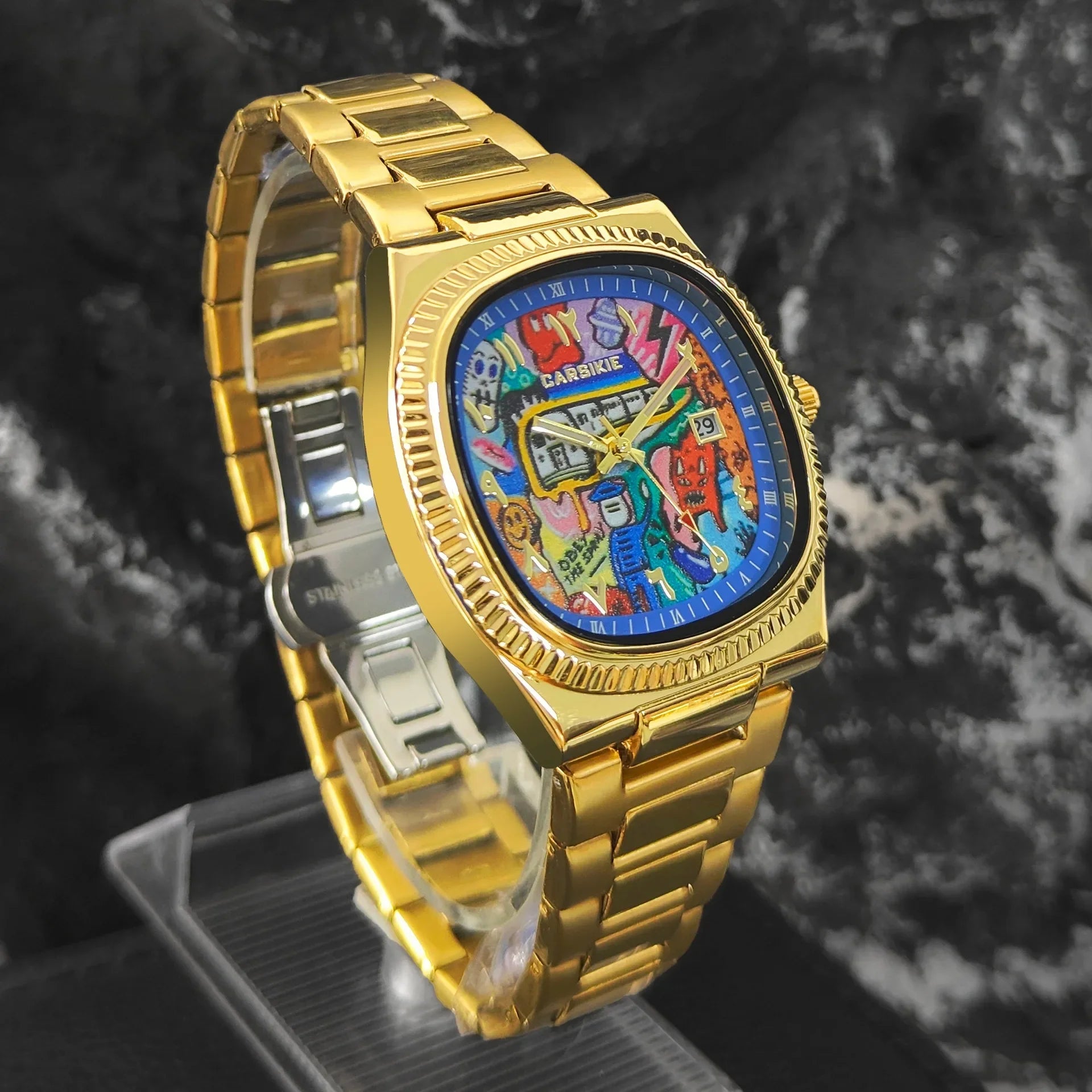 Cartoon Oil Painting Quartz Men's Watch – Casual Steel Strap Personalized Business Timepiece