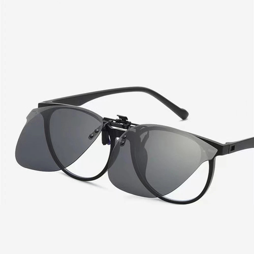 ☀️ 51% OFF! Polarized Clip-On Sunglasses - Flip-Up UV400 for Prescription Glasses