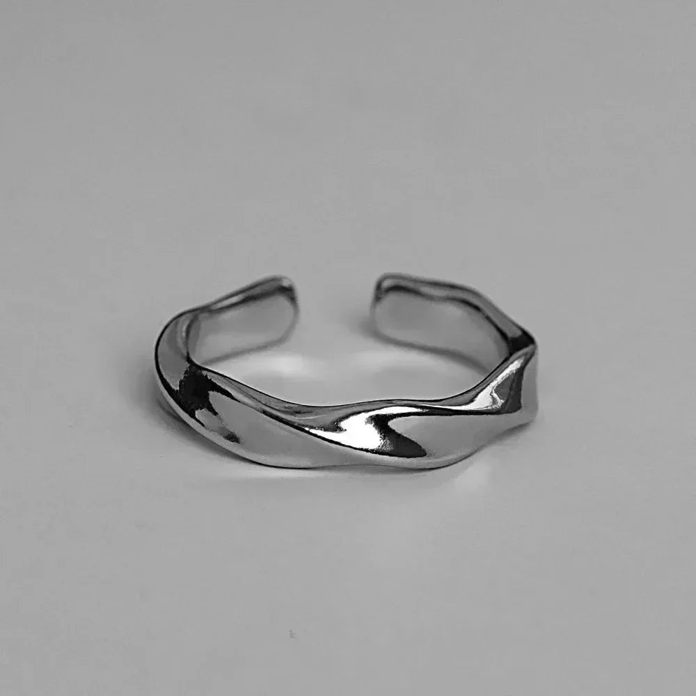 Adjustable Metal Twist Ring - Simple Open Finger Ring for Men & Women Wedding Jewelry