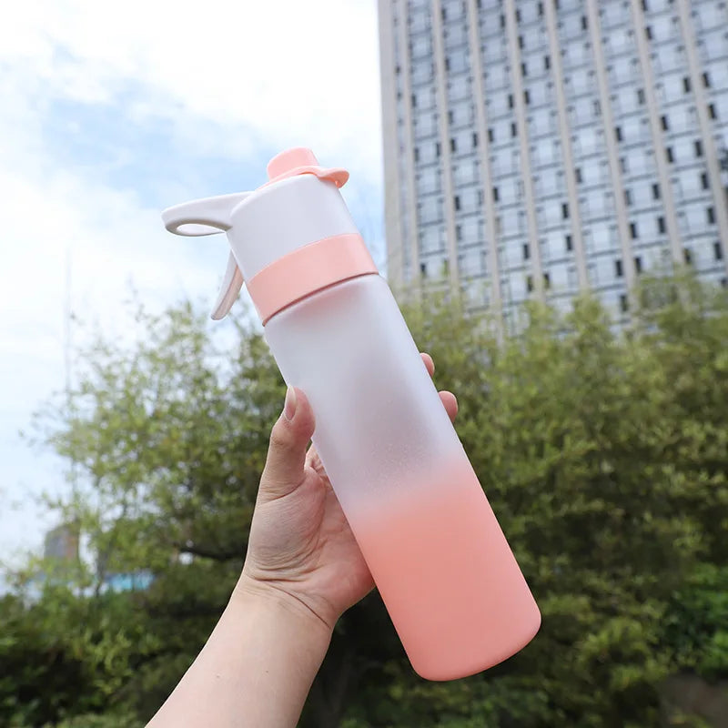 700ml Sports Water Bottle with Spray Mist - BPA Free Fitness Bottle for Gym & Outdoor