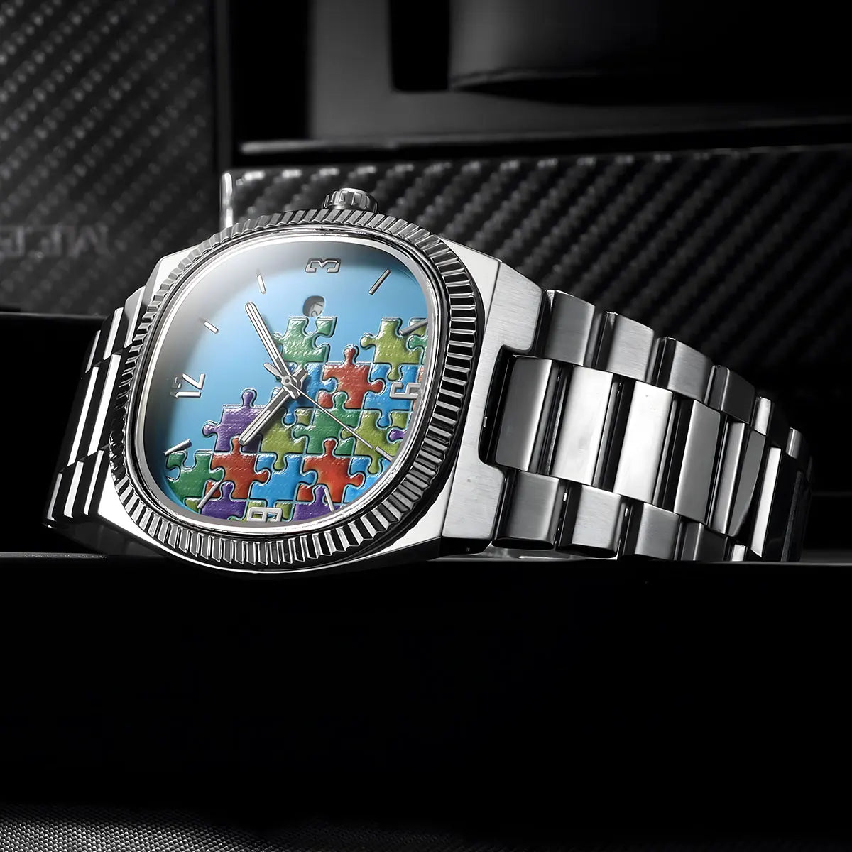 Vintage Cartoon Men's Quartz Watch – Water Resistant Steel Strap with Calendar