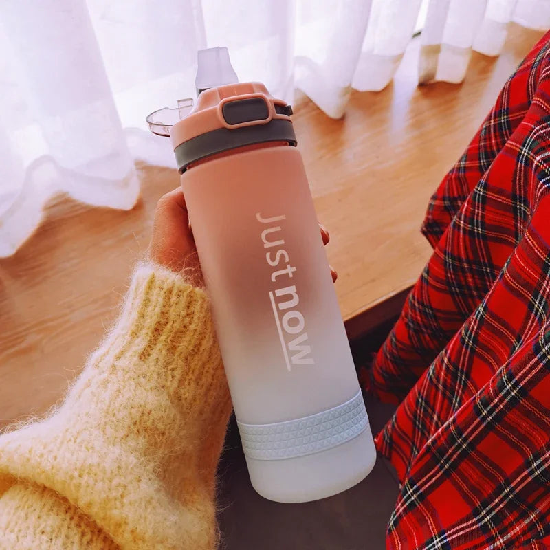 600ml Water Bottle with Straw - BPA-Free Portable Sports Bottle for Outdoor Activities