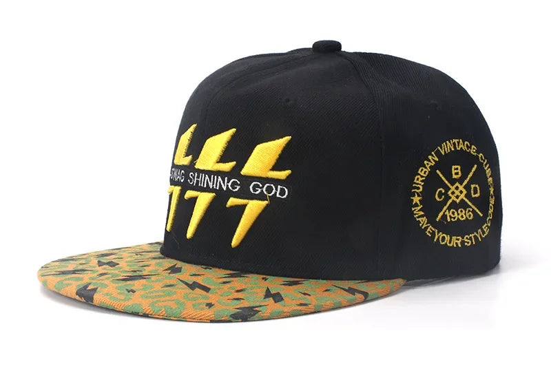 Lightning Embroidered Baseball Cap - Cotton Snapback Hat for Outdoor Sports & Casual Wear