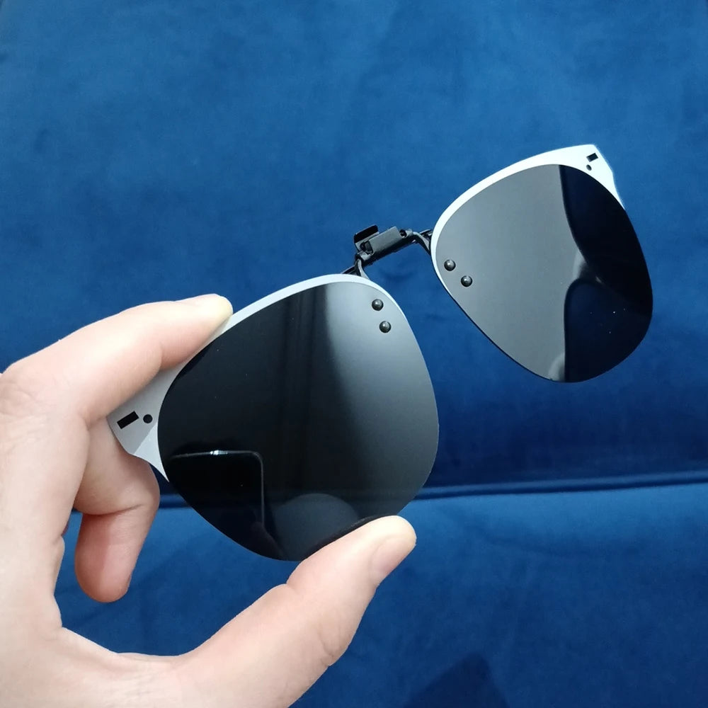 🕶️ 45% OFF! Polarized Clip-On Sunglasses - Flip-Up UV400 for Driving & Fishing