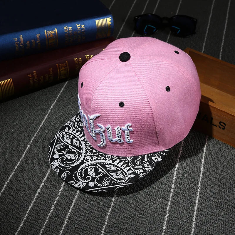 Korean Style Flat Brim Hip-Hop Cap - Unisex Couple Baseball Hat for Streetwear Fashion