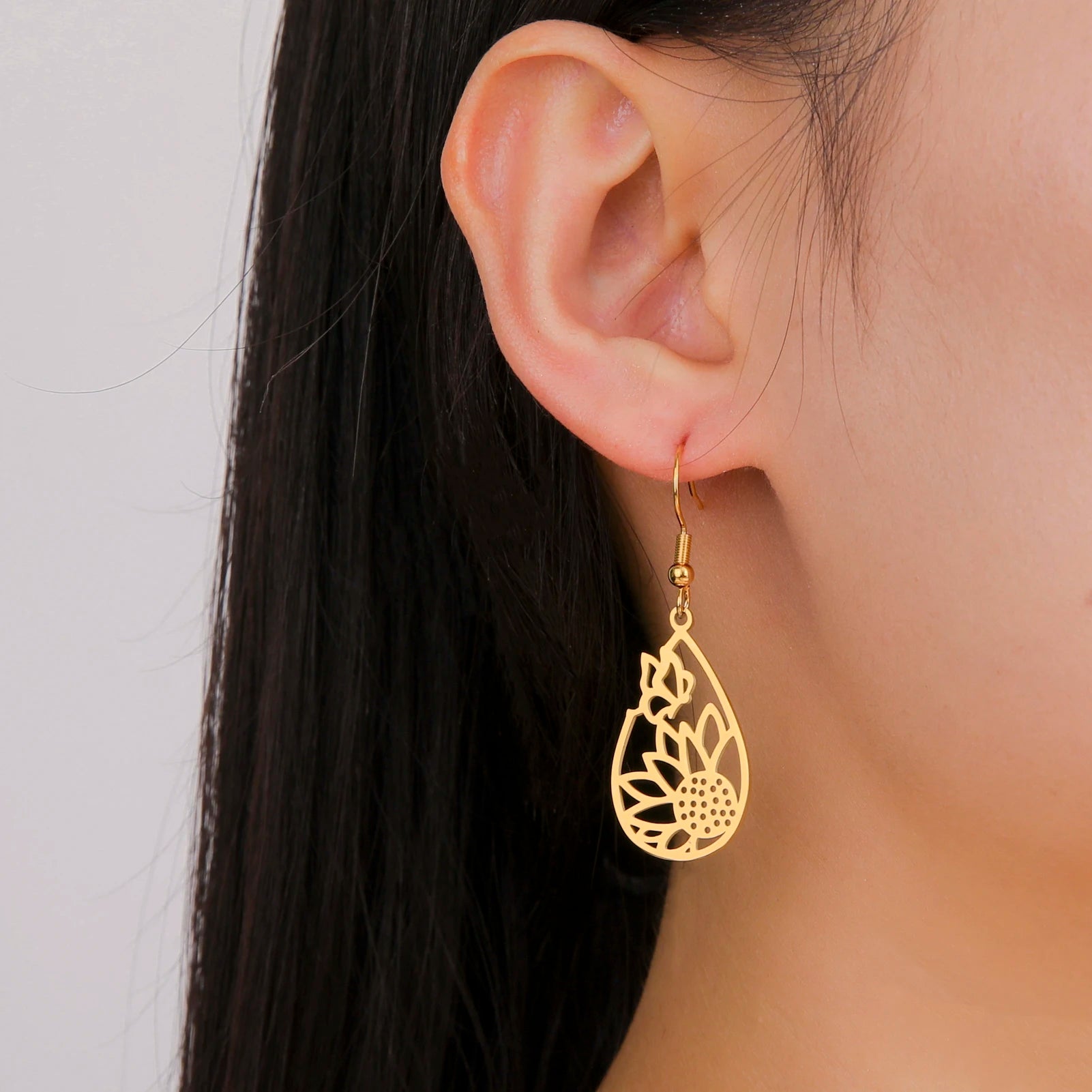 Skyrim Sunflower Butterfly Teardrop Pendant Earring Women Girls Stainless Steel Gold Color Earrings Jewelry Valentine's Day Gift
